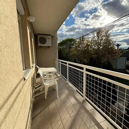 Apartment Nelfan *